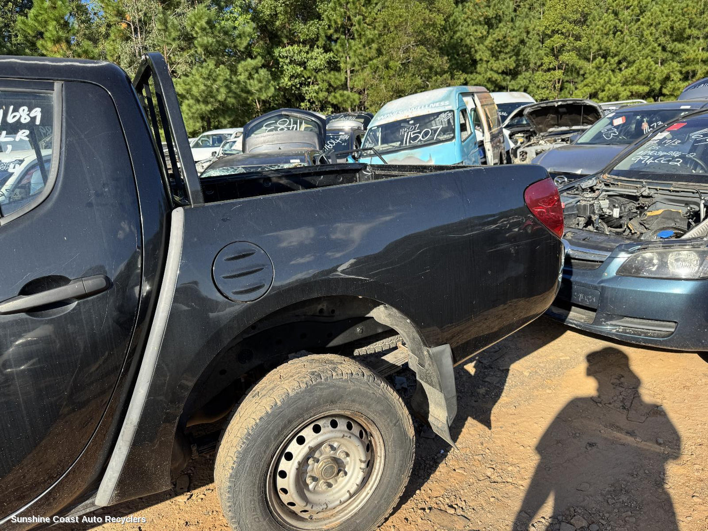 2008 Mitsubishi Triton Fuel Door   Filler