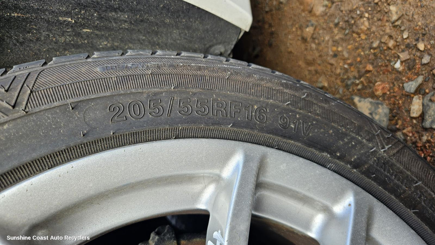 2011-2019 Bmw 1 Series Tyre