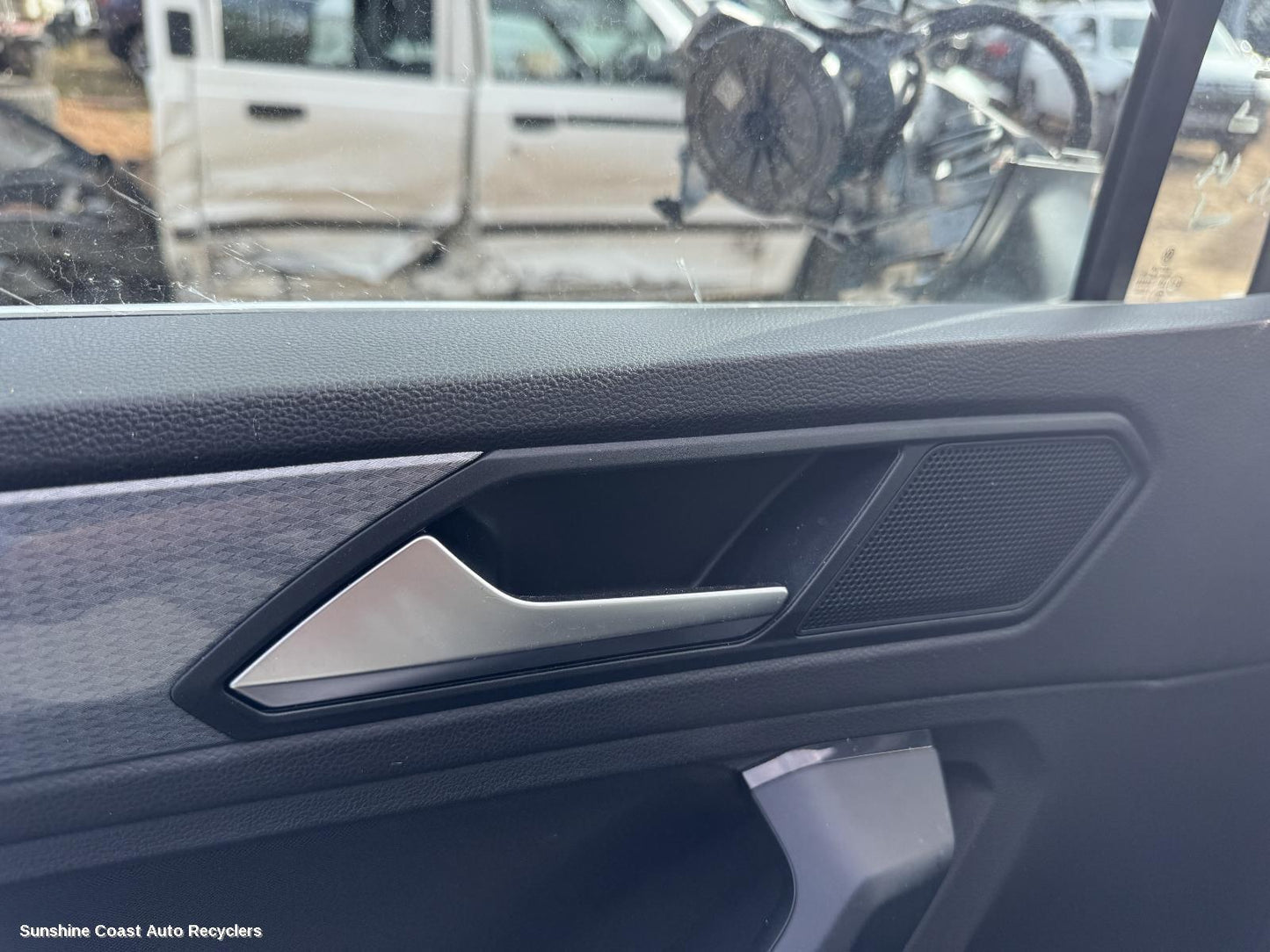 2022 Volkswagen Tiguan Door Handle