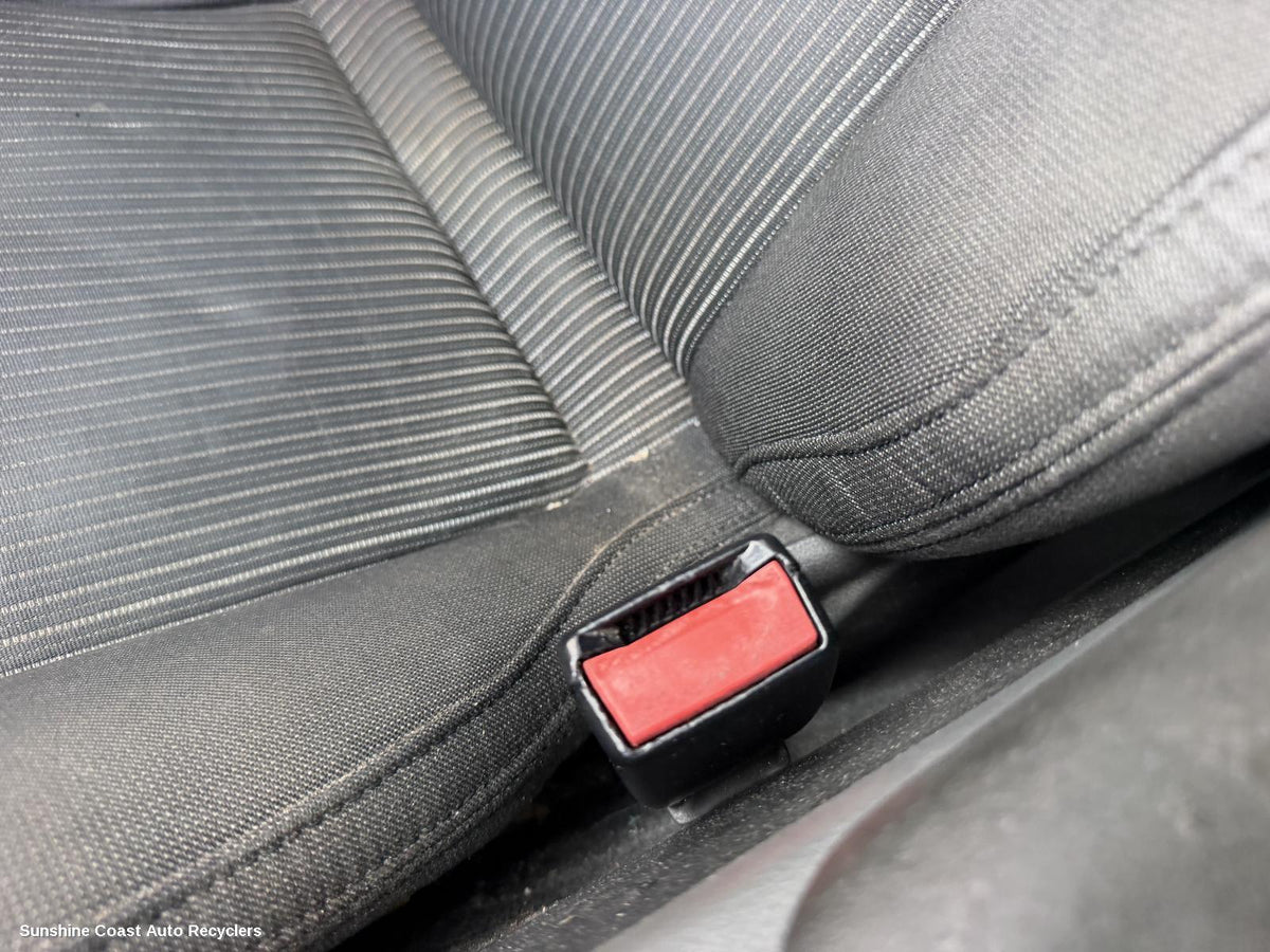 2006-2013 Holden Commodore Seatbelt Stalk