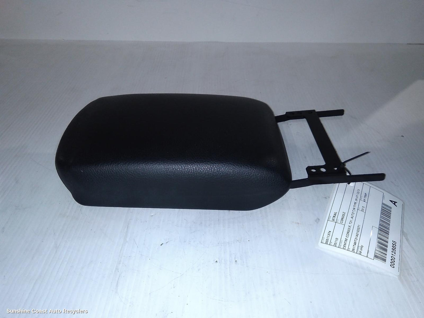 2010 Nissan Xtrail Console