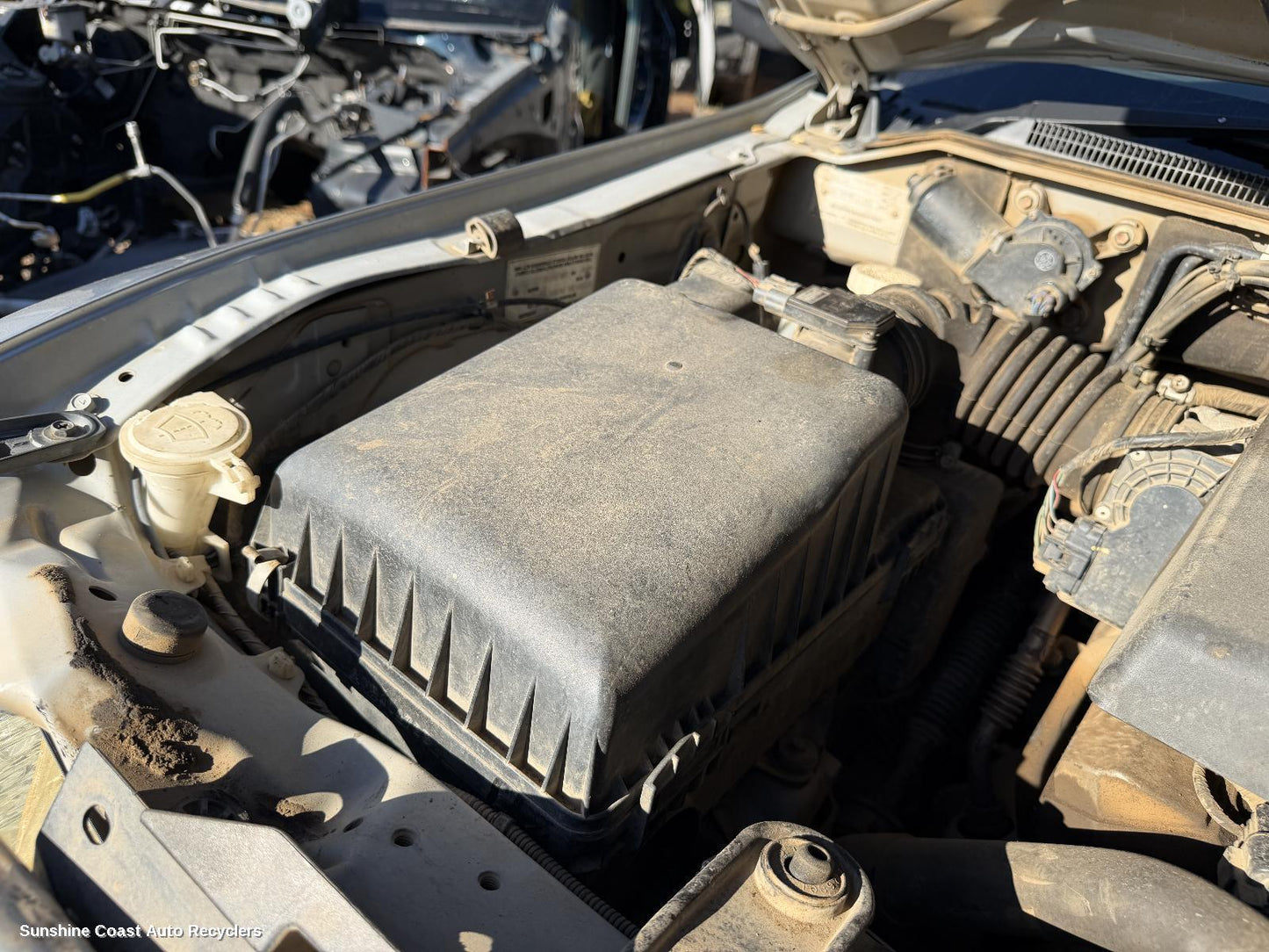 2006-2013 Mitsubishi Pajero Air Cleaner Box
