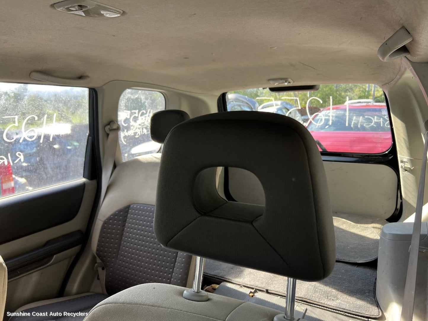 2001 Nissan Xtrail Headrest