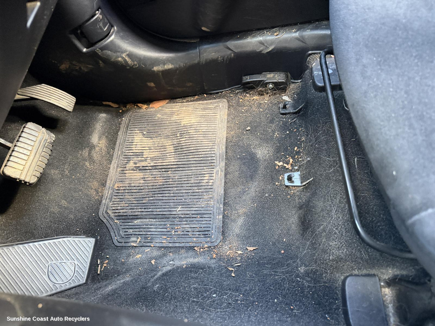 2009-2012 Mitsubishi Outlander Carpet