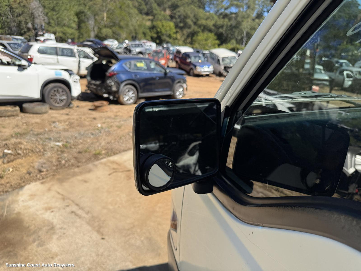 2007 Mitsubishi L300 Left Door Mirror