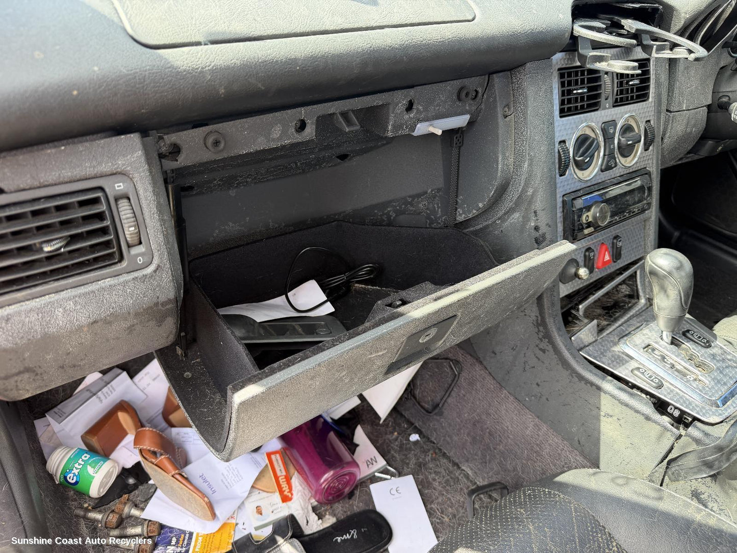 1997-2004 Mercedes Slk Glove Box