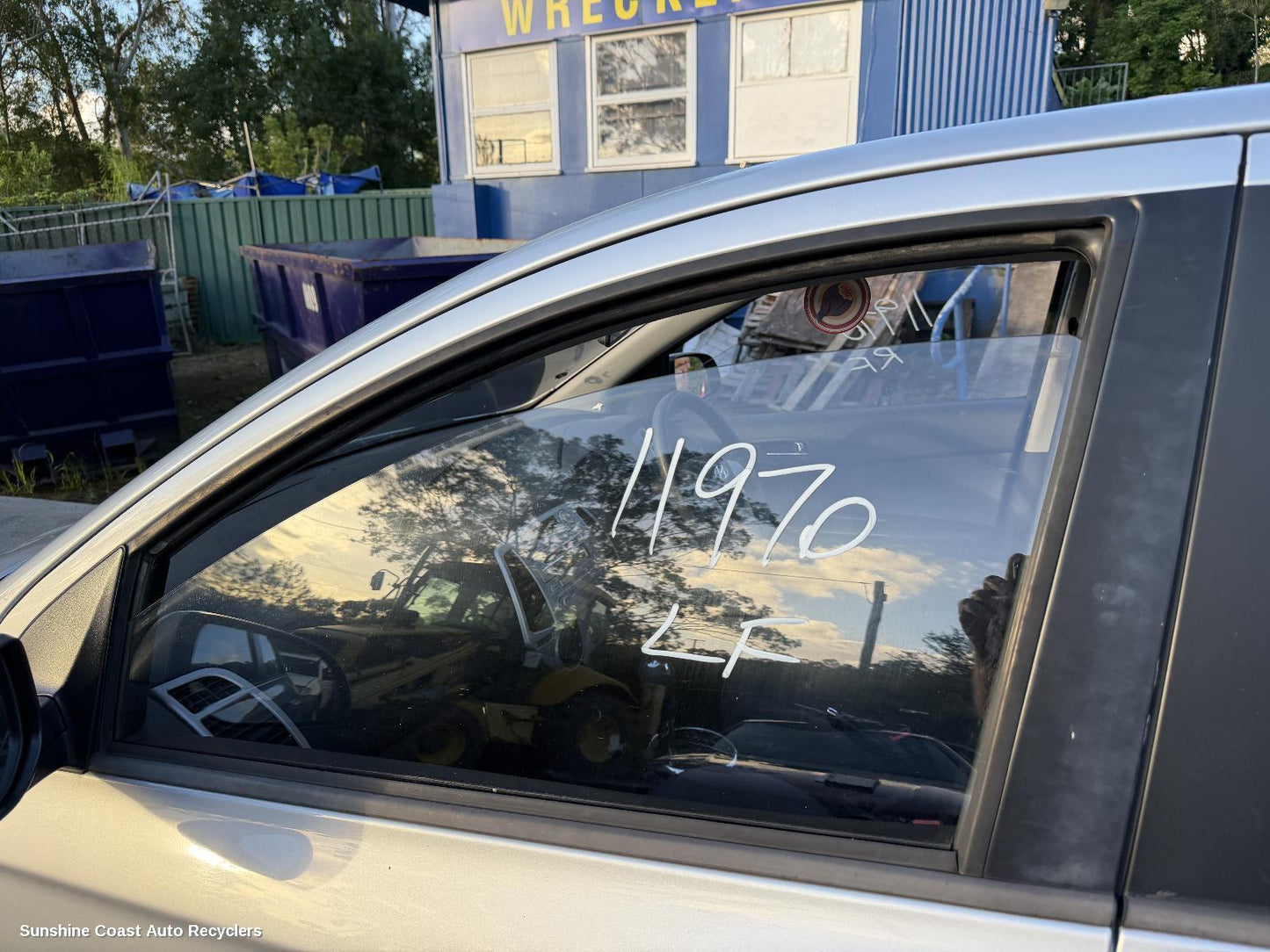 2010-2015 Hyundai I20 Left Front Door Window