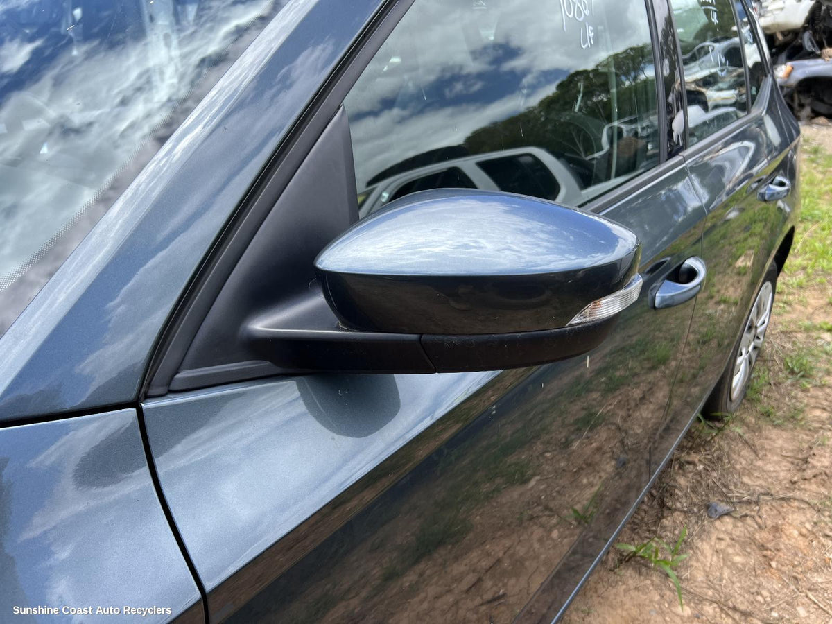 2015-2021 Skoda Fabia Left Door Mirror
