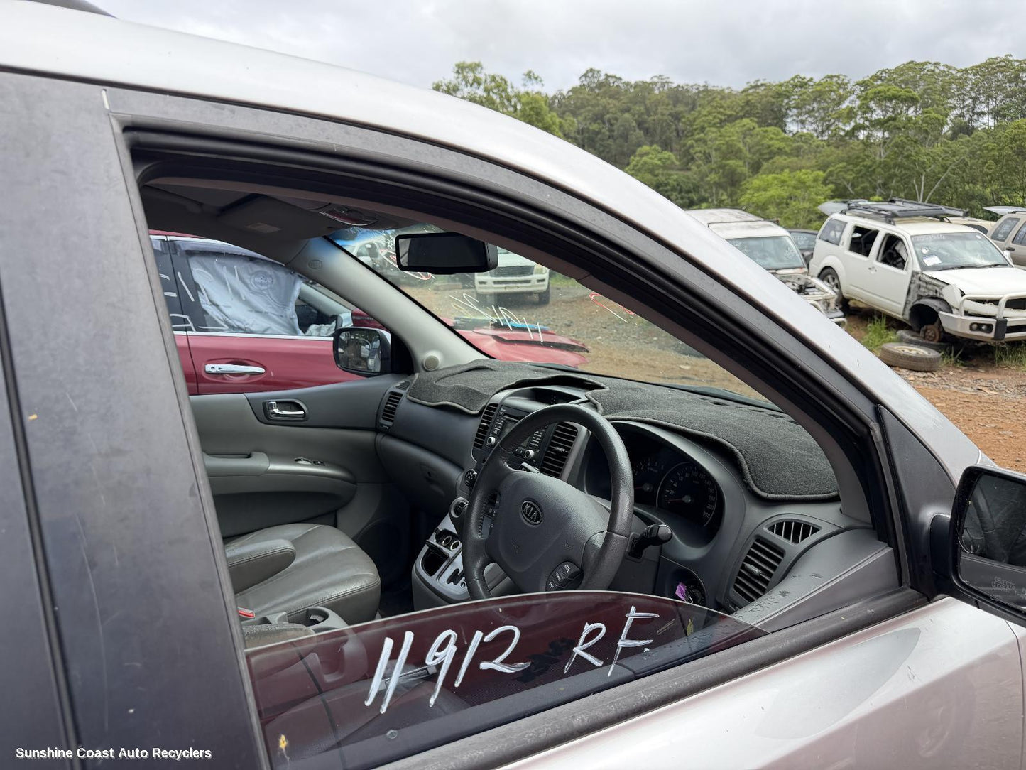 2006-2014 Kia Carnival/grand Carnival Right Front Door Window