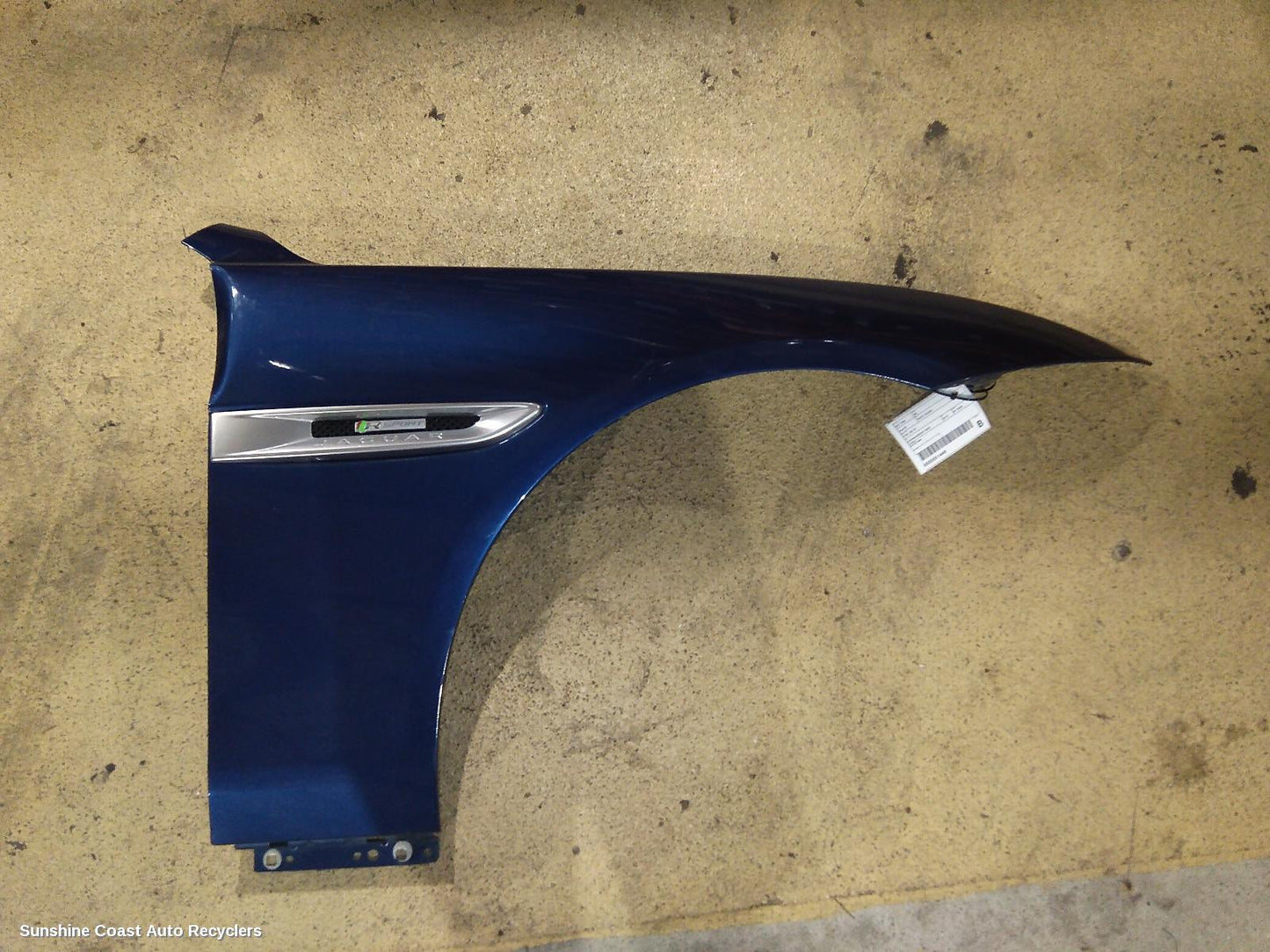 2015 Jaguar Xe Right Guard