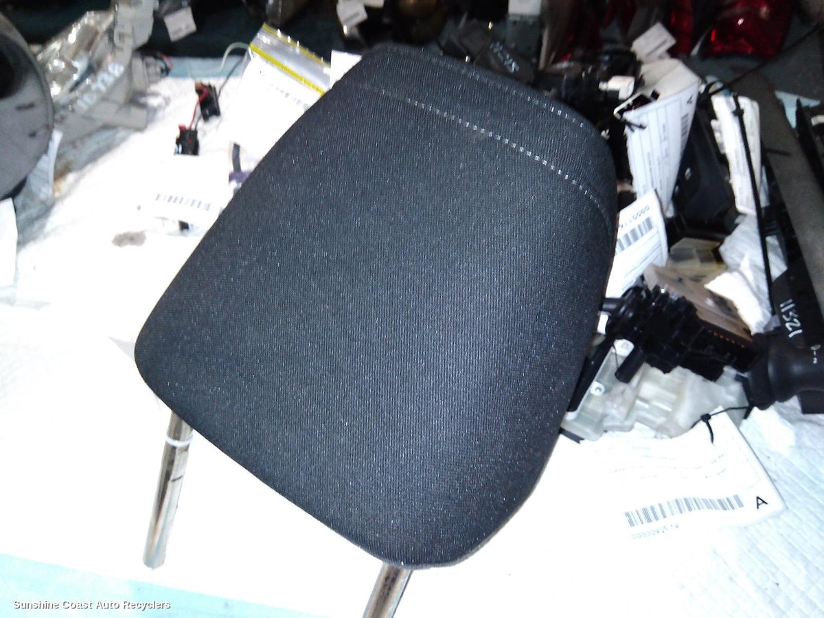 2019-2025 Mazda Cx30 Headrest