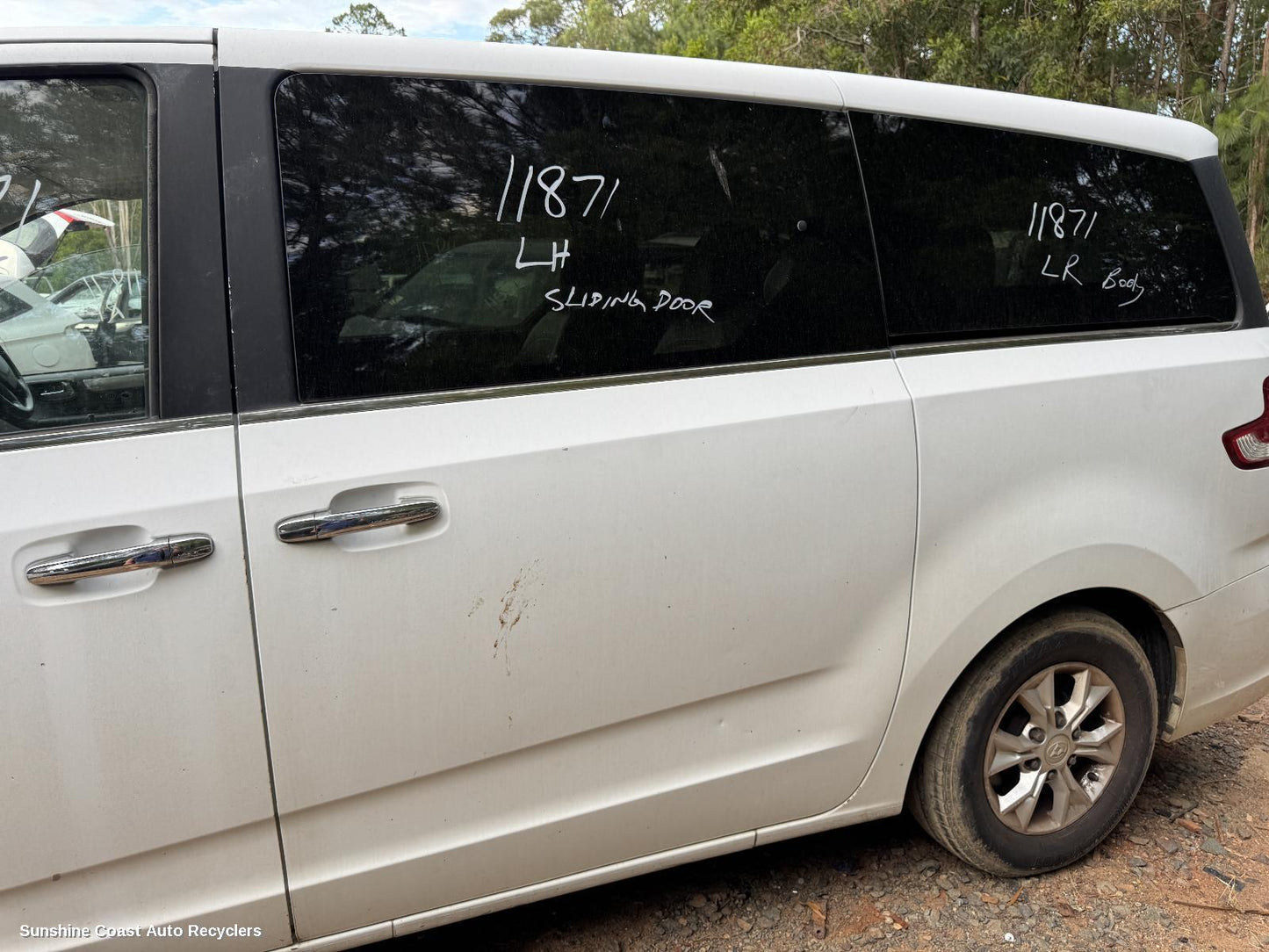 2016 Ldv G10 Left Rear Door Window