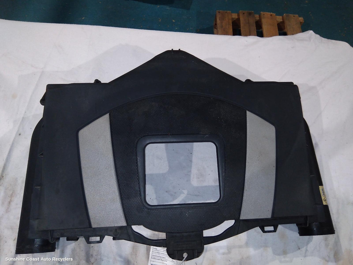 2008 Mercedes C Class Air Cleaner Box