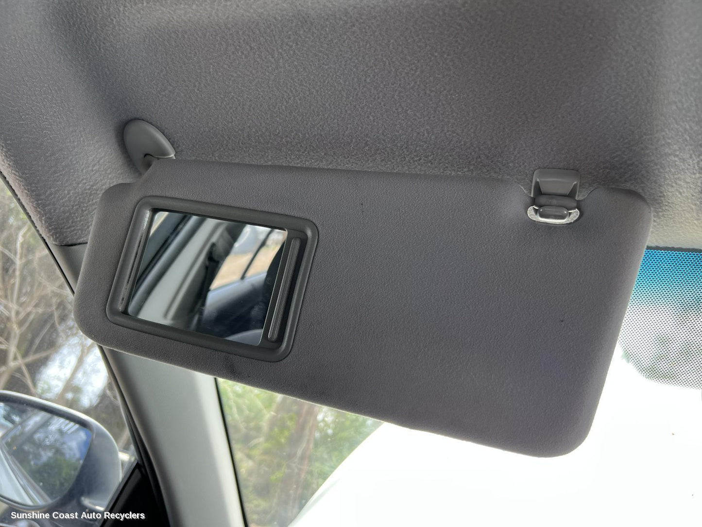2007 Toyota Camry Sunvisor