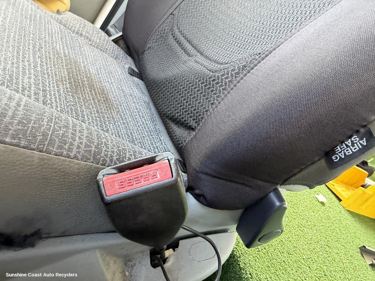 2004-2014 Renault Trafic Seatbelt Stalk