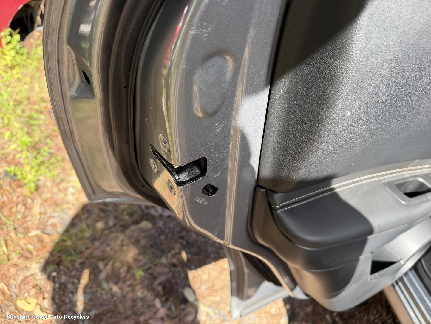 2007-2014 Nissan Dualis Door Boot Gate Lock
