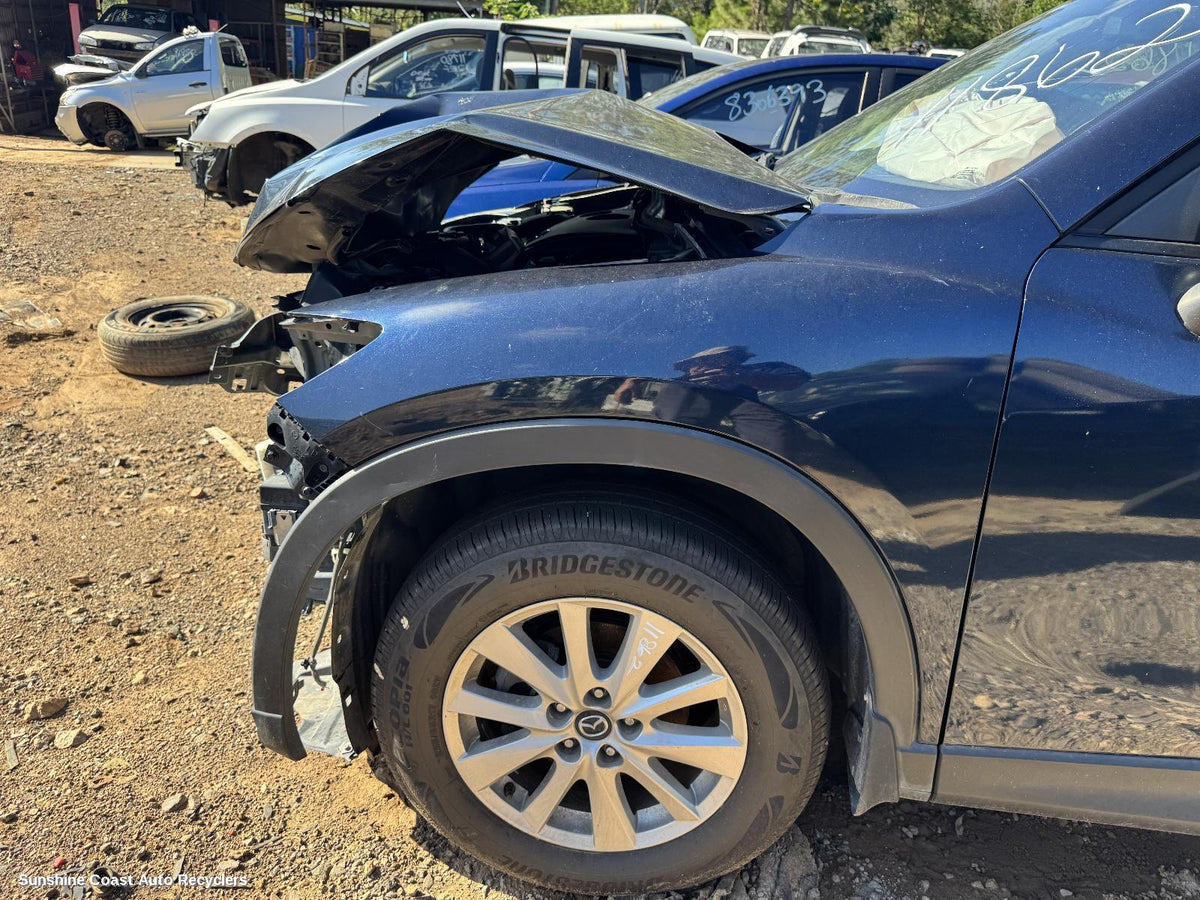 2012-2017 Mazda Cx5 Left Guard