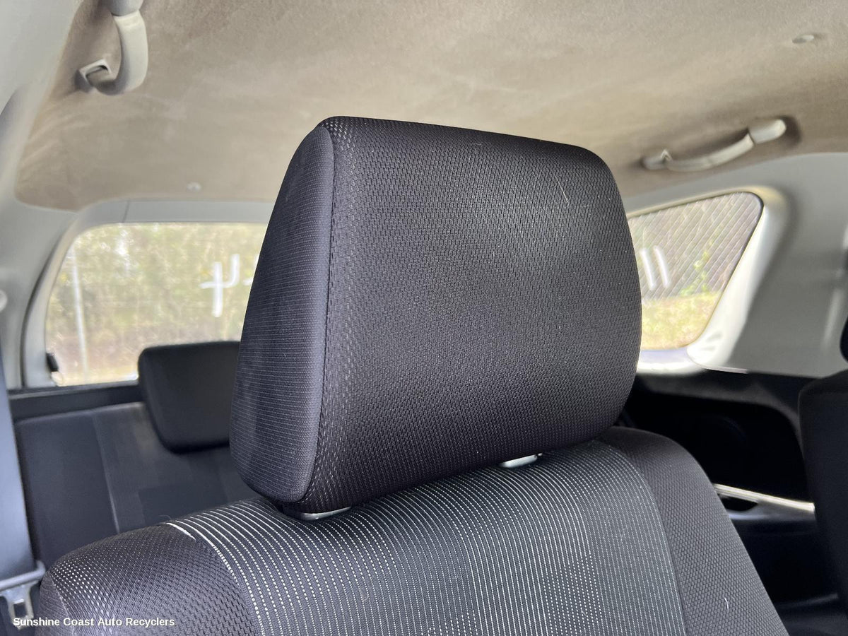 2005-2018 Suzuki Vitara Headrest