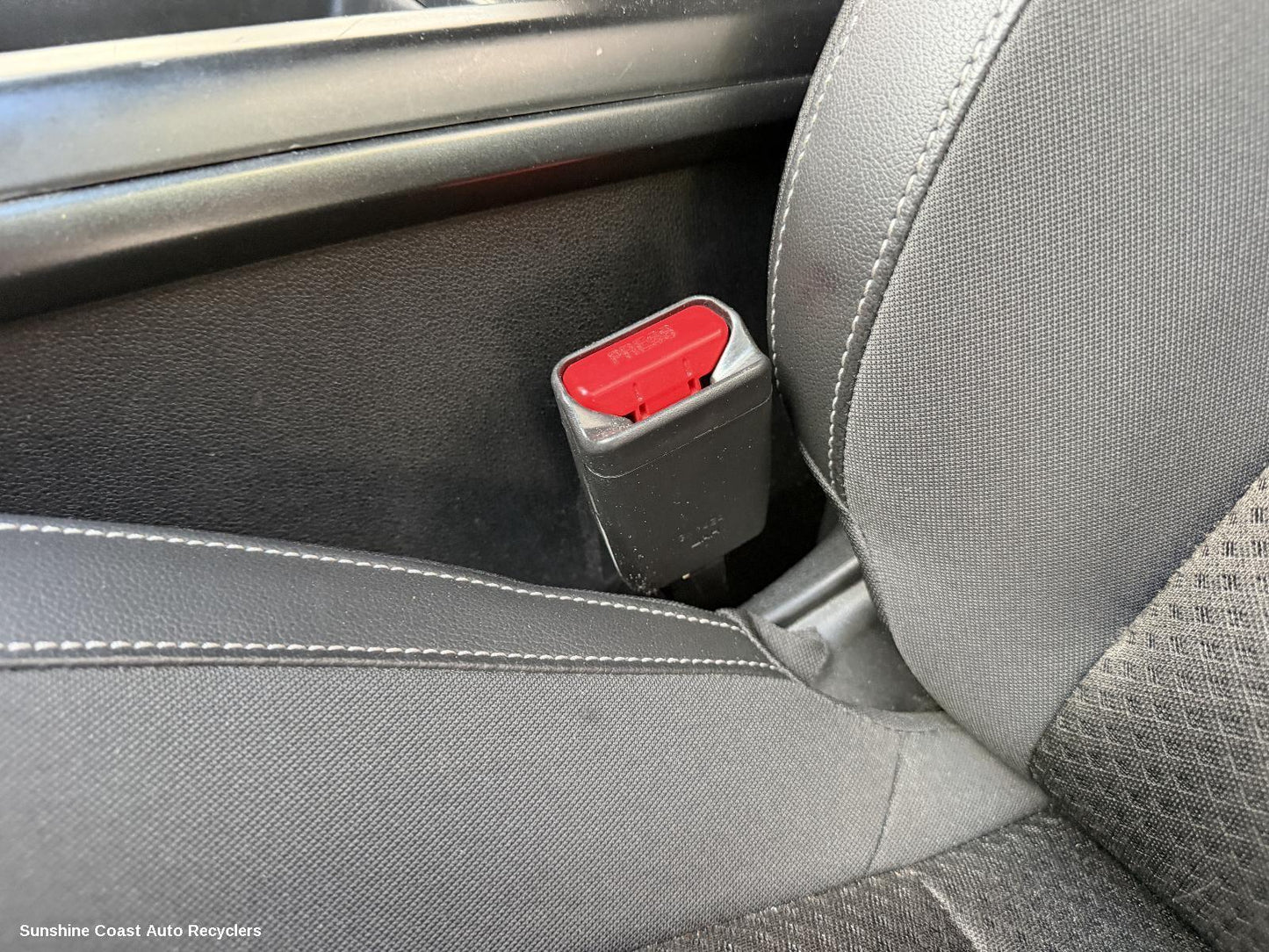 2016-2026 Renault Kaleos Seatbelt Stalk