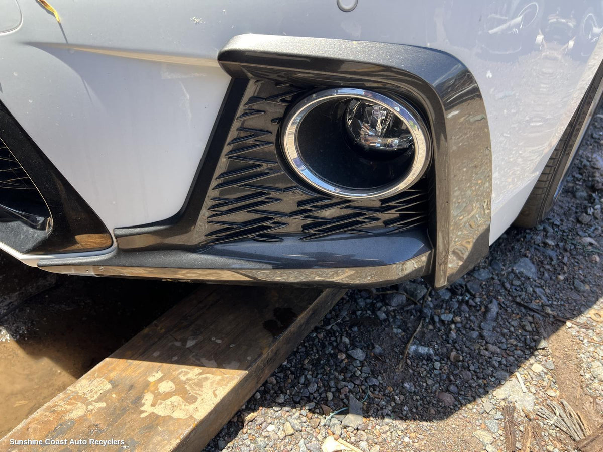 2014-2020 Lexus Ct200h Left Indicator Fog Side