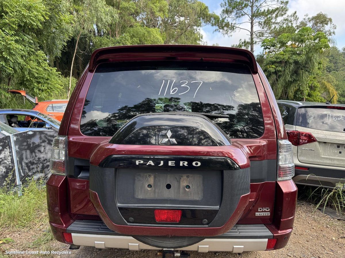 2014-2021 Mitsubishi Pajero Bootlid Tailgate