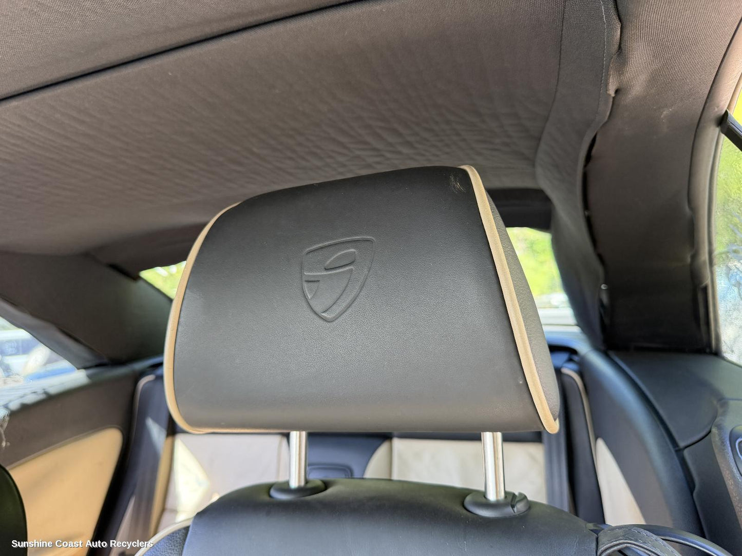 2007-2011 Volkswagen Eos Headrest