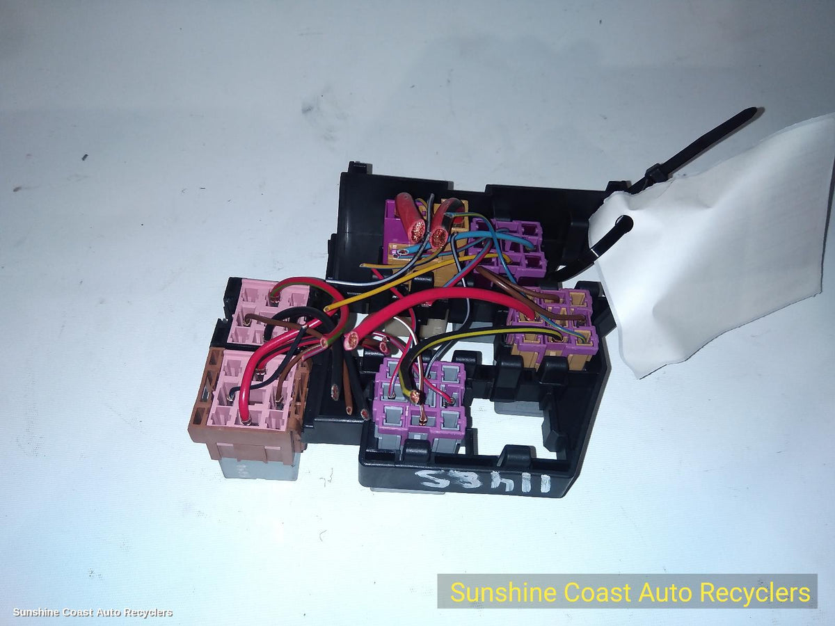2004-2010 Volkswagen Transporter Fuse Box