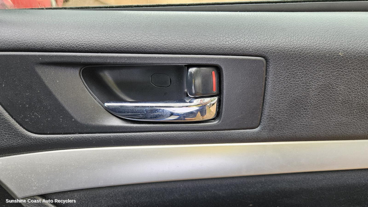 2009-2014 Subaru Liberty Door Handle