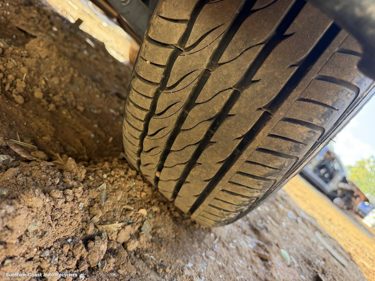 2007-2014 Nissan Xtrail Tyre