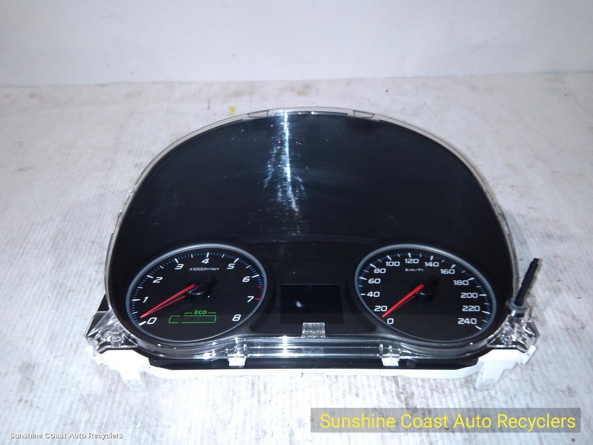 2012-2018 Mitsubishi Outlander Instrument Cluster