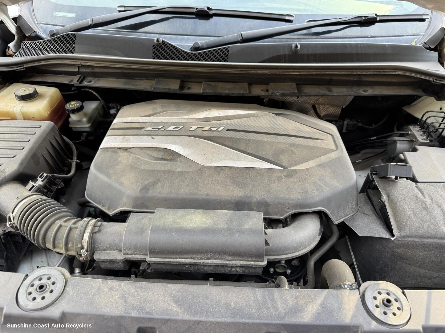 2022 Ldv D90 Engine Cover