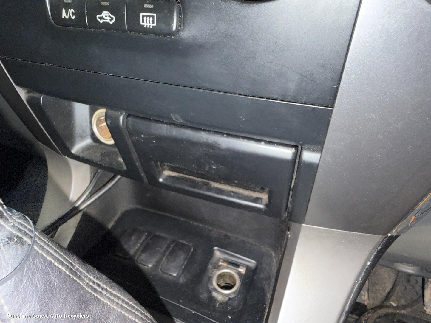 2003-2009 Toyota Prado Ashtray
