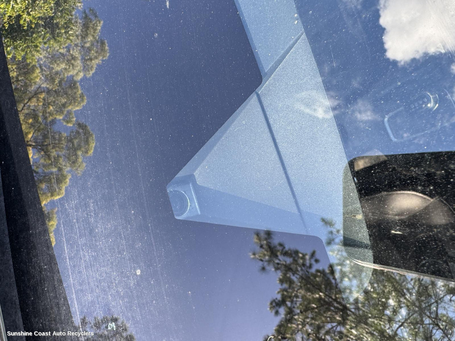 2020-2026 Mazda Bt50 Reverse Camera