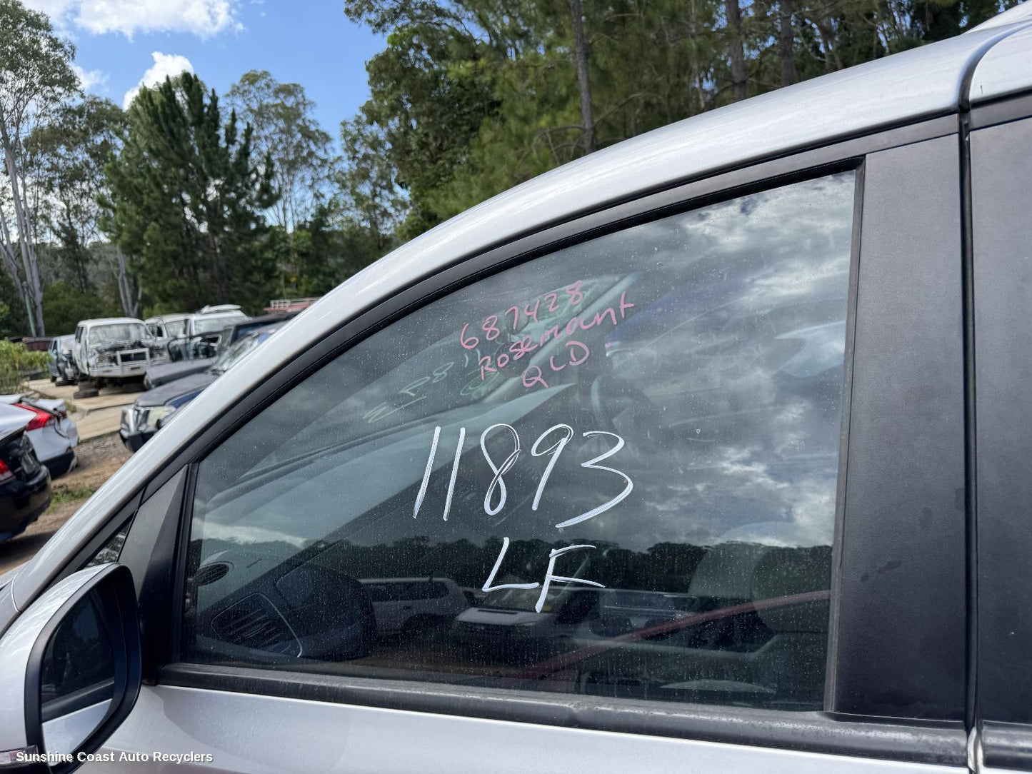 2015 Kia Carnival/grand Carnival Left Front Door Window