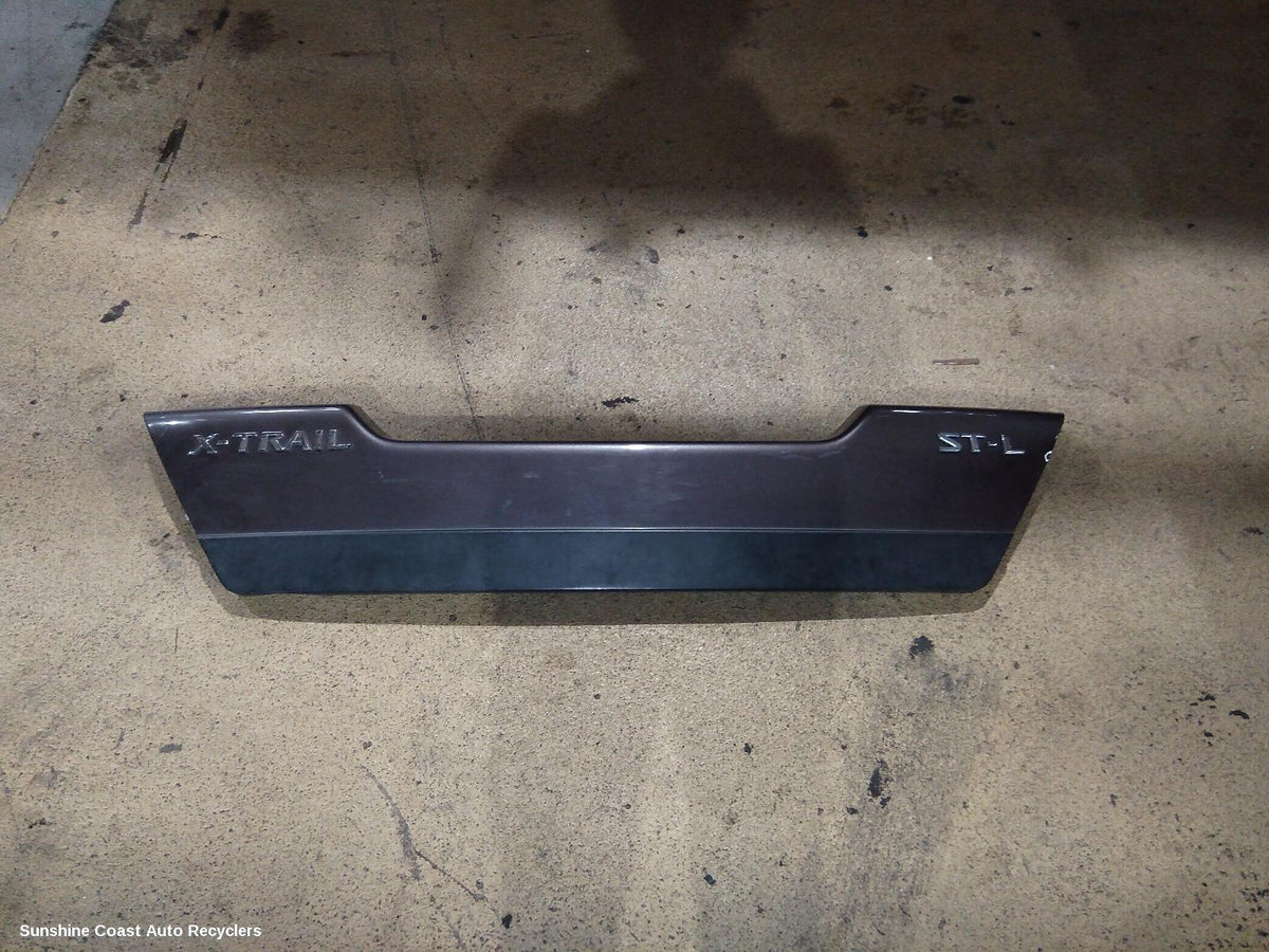 2007-2013 Nissan Xtrail Rear Garnish