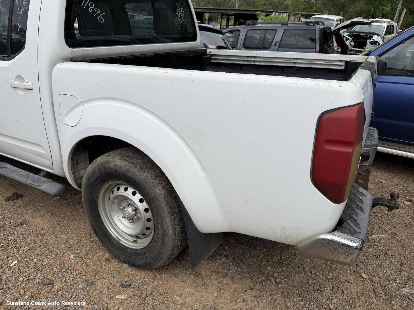 2011 Nissan Navara Fuel Door   Filler