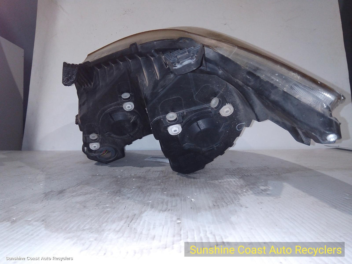 2015-2025 Ldv G10 Right Headlamp