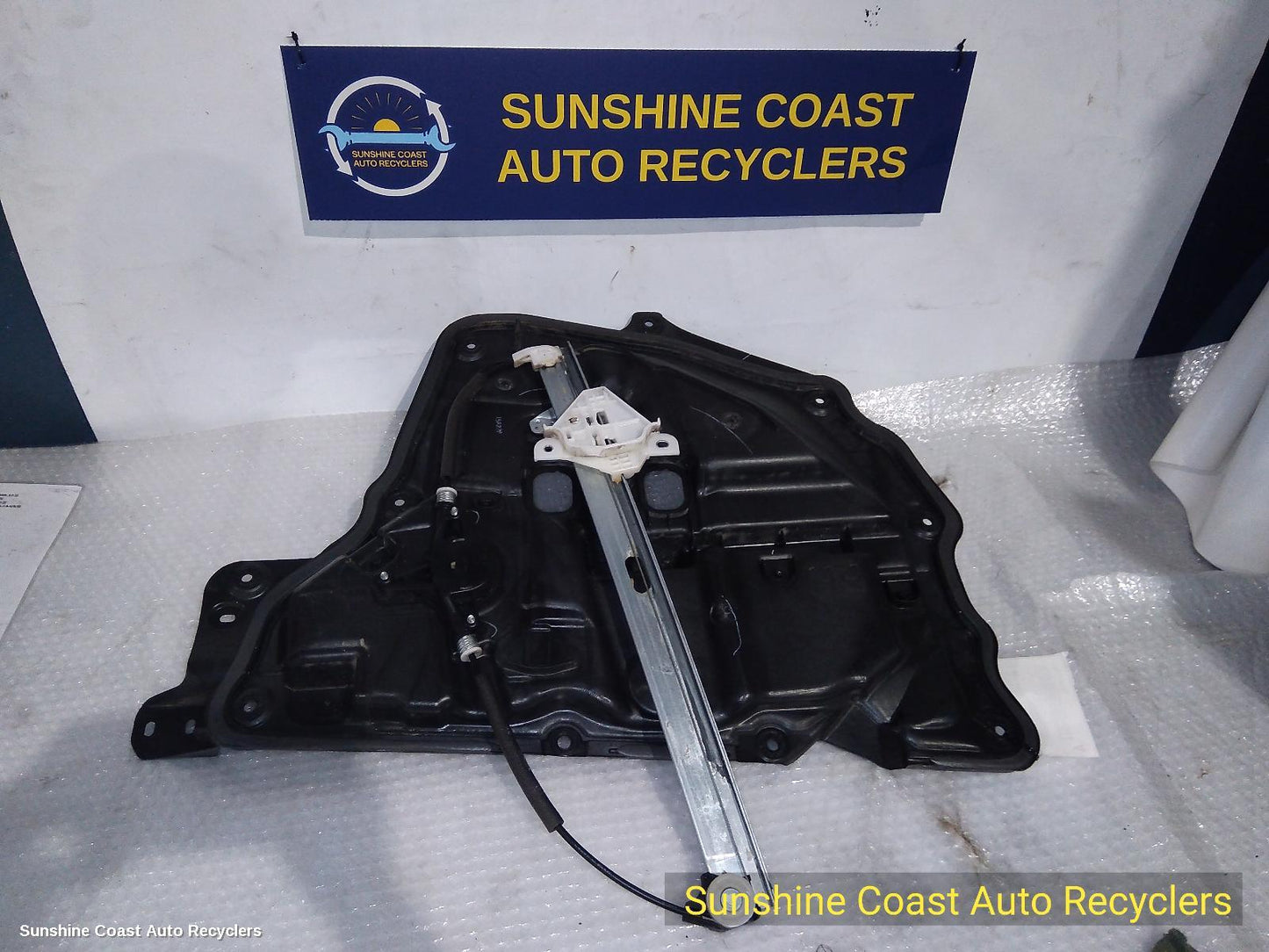 2012-2016 Mazda Cx5 Right Front Window Reg Motor