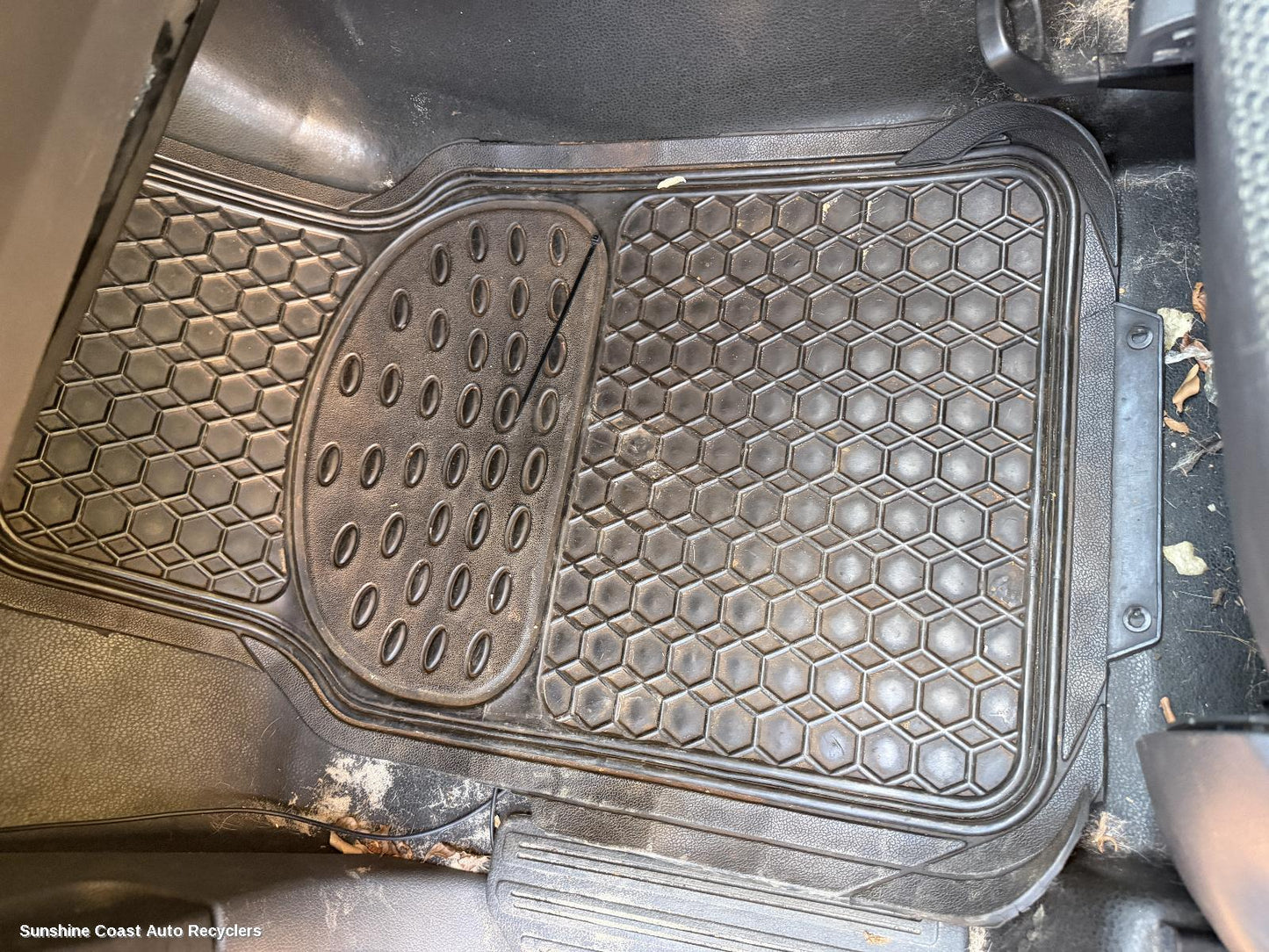 2011-2022 Volkswagen Amarok Floor Mats