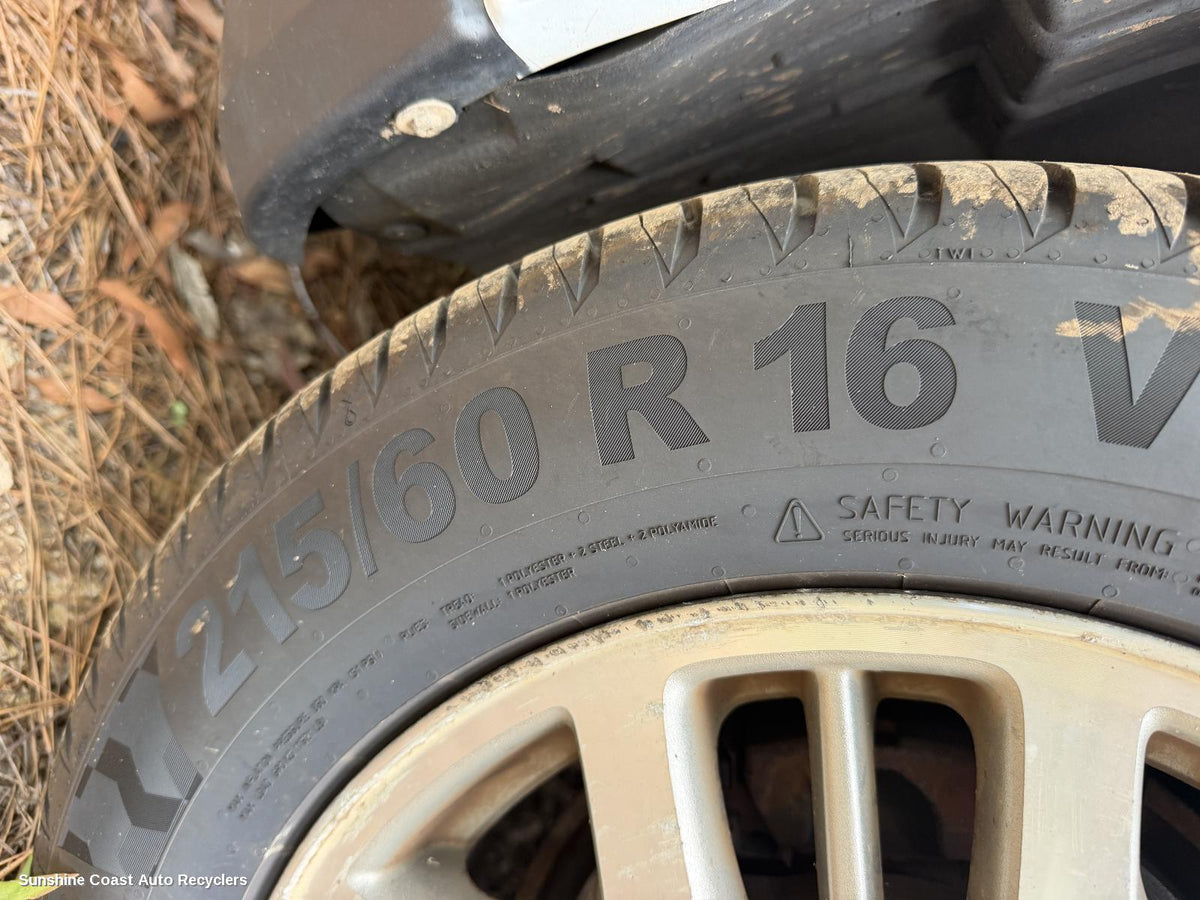2003-2009 Subaru Outback Tyre