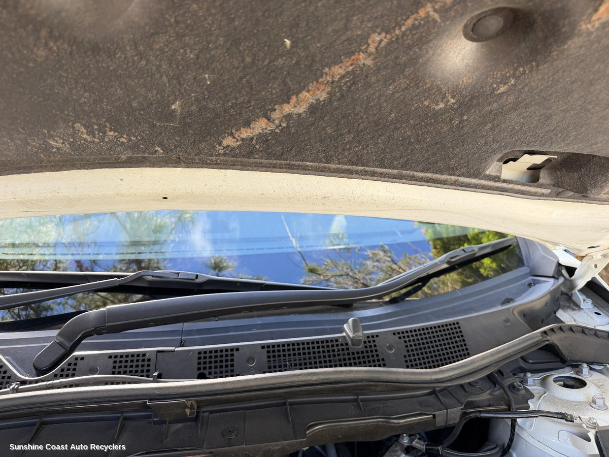 2012-2016 Mazda Cx5 Wiper Arm