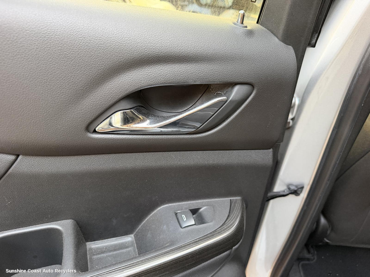 2018-2020 Holden Acadia Pwr Dr Wind Switch