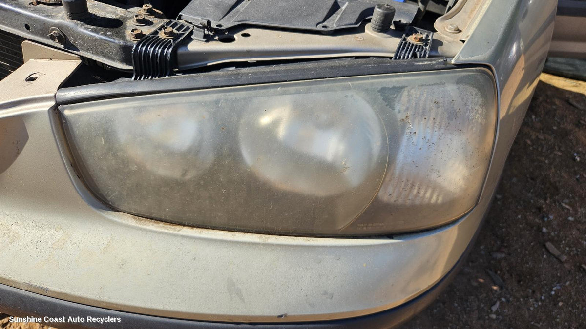 2000-2003 Hyundai Elantra Left Headlamp