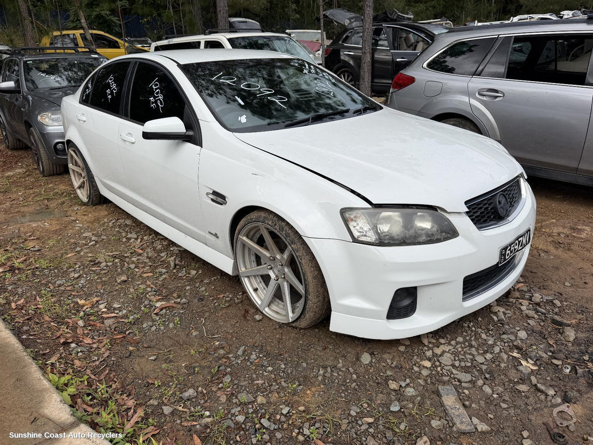 2006-2013 Holden Commodore Right Guard