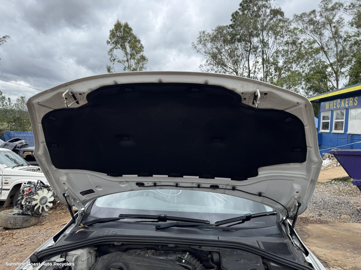 2010-2018 Volvo S60/v60 Bonnet Hinge Strut