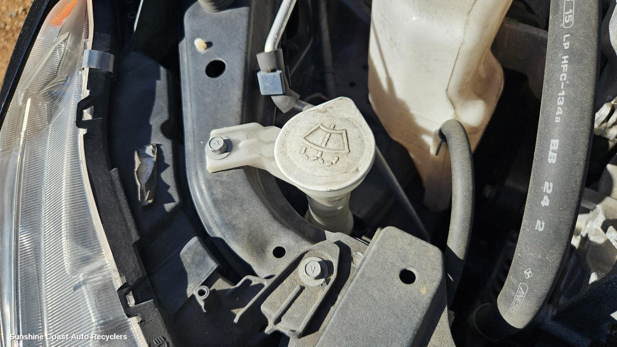 2007-2015 Mitsubishi Lancer Washer Bottle