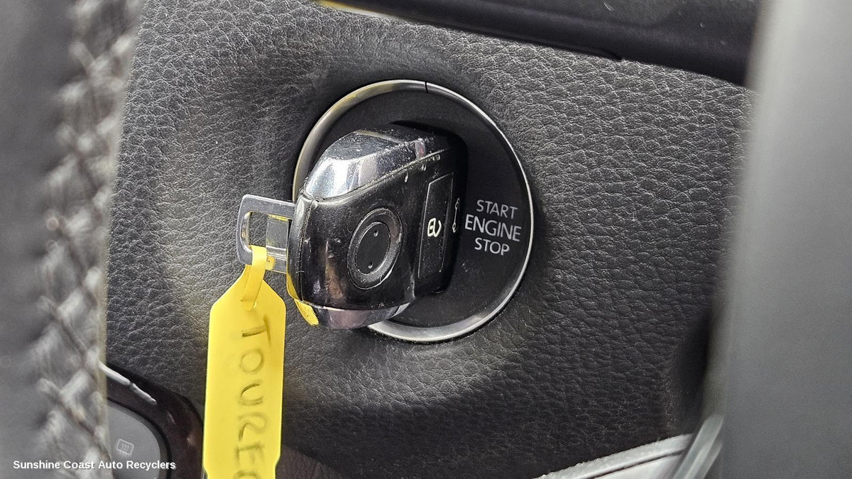 2010-2018 Volkswagen Touareg Ignition W  Key