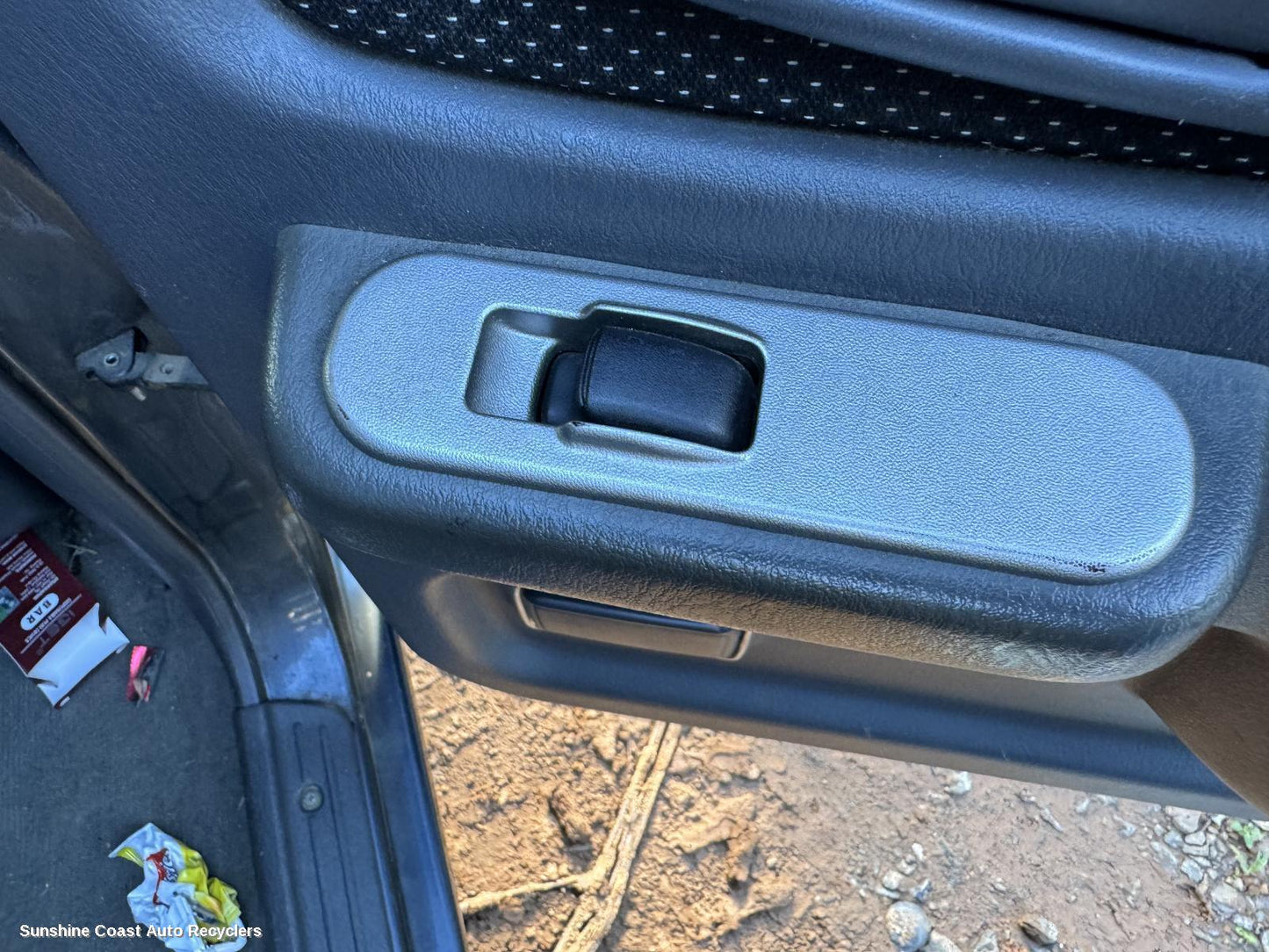 2005 Mitsubishi Triton Pwr Dr Wind Switch