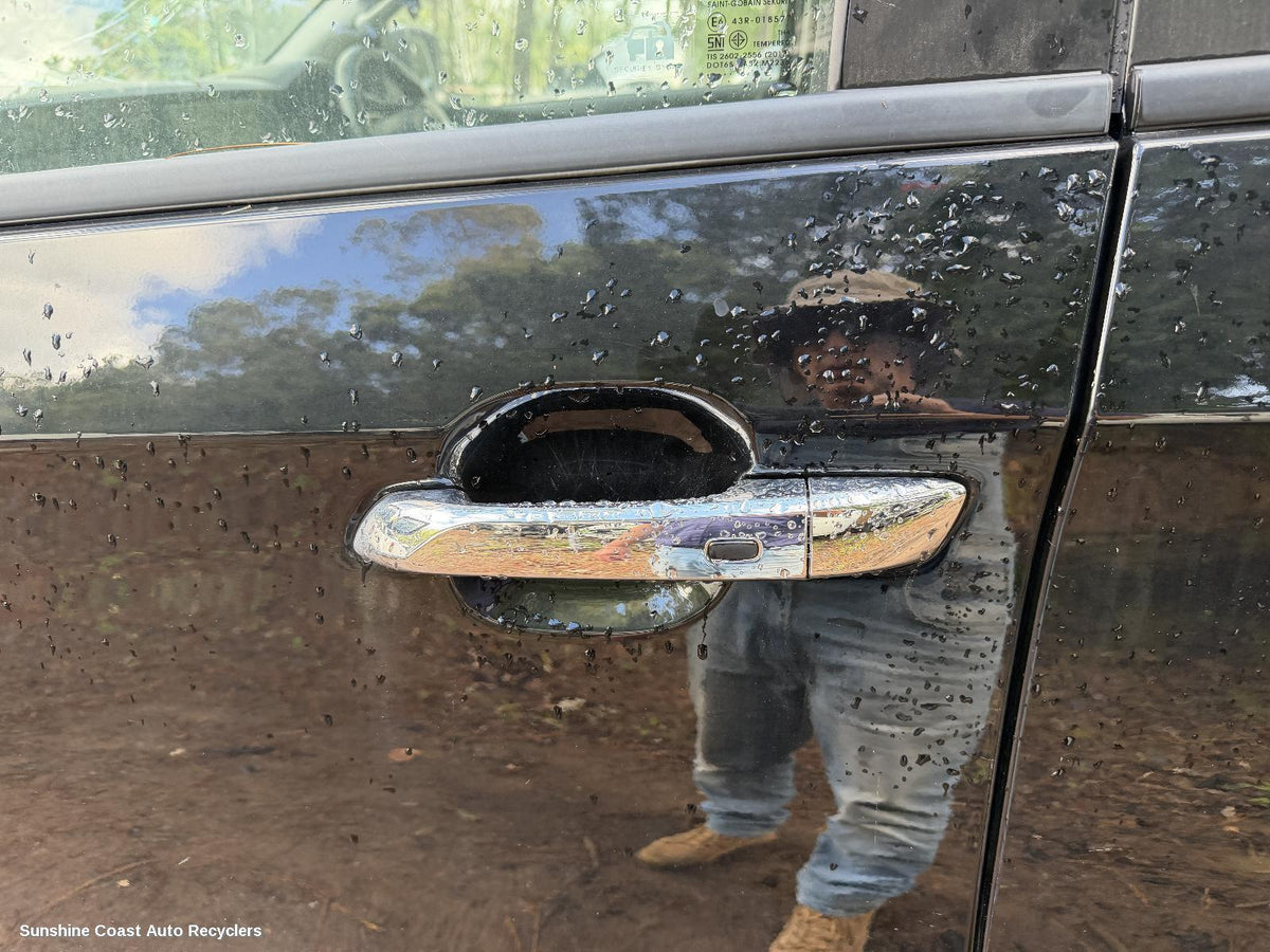 2020-2026 Mazda Bt50 Door Handle