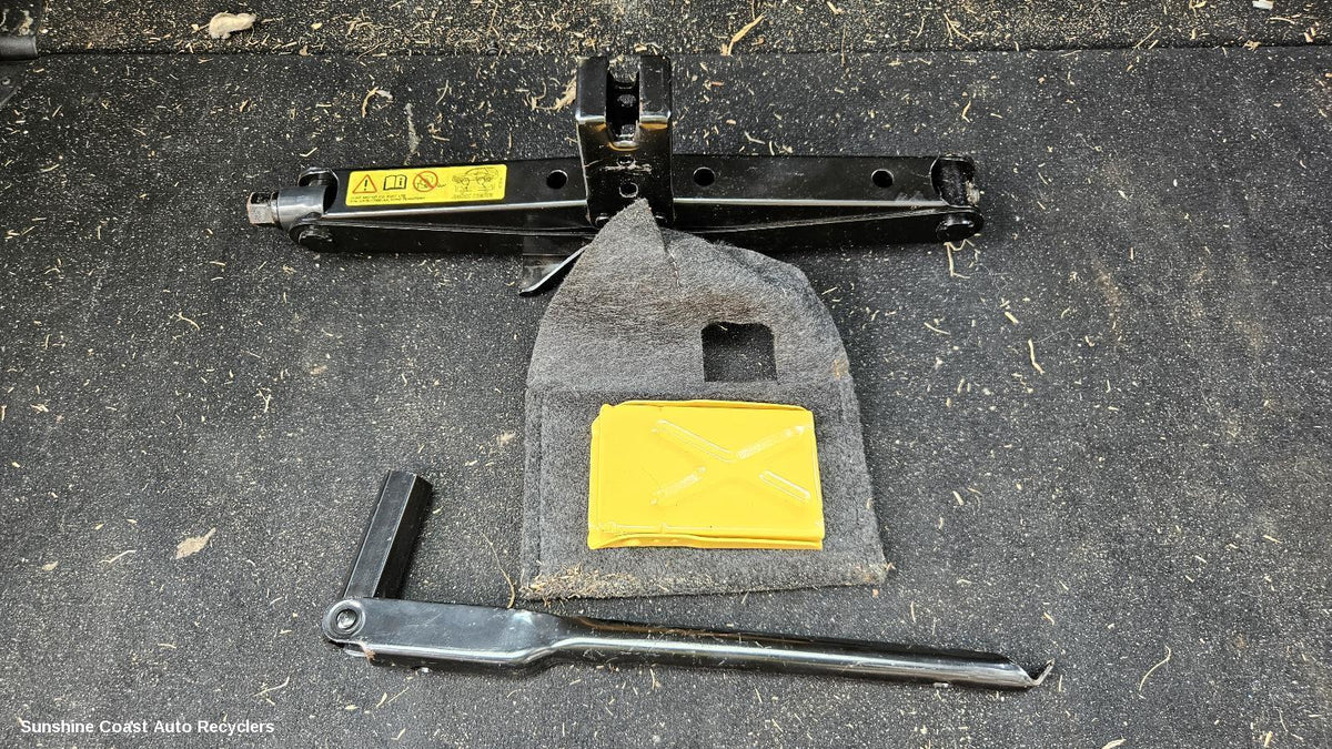 2004-2016 Ford Territory Jack Tool Kit